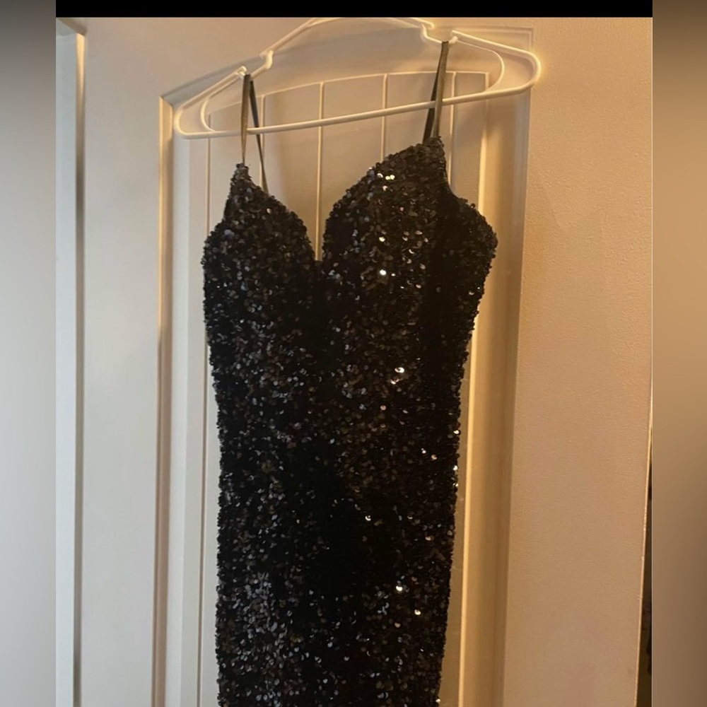 PORTIA & SCARLETT black satin hoco formal dress SIZE 4
